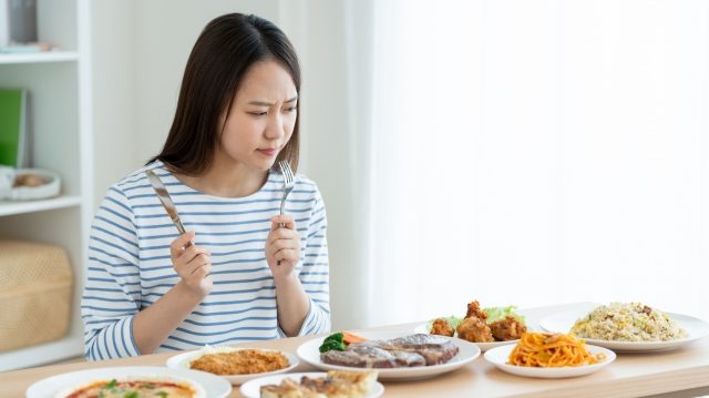 夜勤明けの暴飲暴食を改善するための食事計画とルーティン