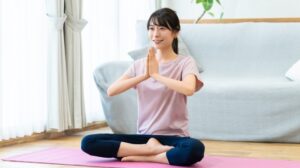 毎日の習慣で改善！【夜勤腰痛】に効くセルフケア