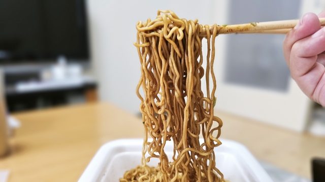 「夜勤　太る」原因：不規則な食事と偏った栄養摂取　〜深夜労働者の体重増加を科学で解明〜