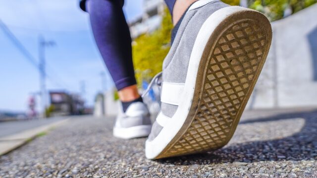 道具の力を借りよう！【夜勤腰痛】緩和におすすめアイテム