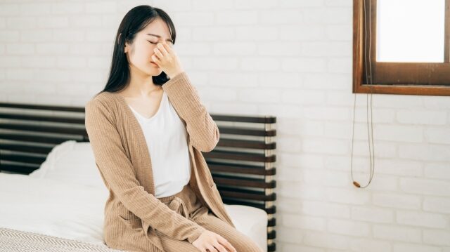 「夜勤 ドライアイ」を放置しないで！知っておきたいリスク