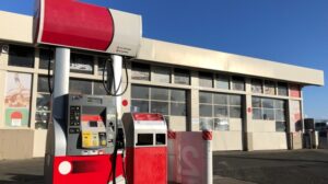 【タイプ別】夜勤バイトおすすめ職種厳選10選!程よく稼ぎつつ自分の時間も欲しい人におすすめ(ネットカフェ・セルフガソリンスタンド)