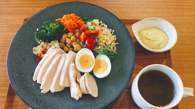 コンビニでも買える！「夜勤ダイエット」おすすめ食材リスト