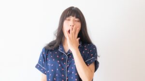 なぜ夜勤の人は「睡眠の質」が低下するのか?睡眠の質を上げる飲み物が重要な理由