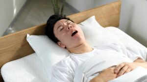 夜勤従事者は要注意！「睡眠時無呼吸症候群」になりやすい理由と悪循環