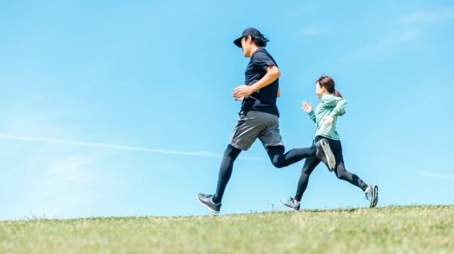 寝だめより効果的？夜勤明けの疲れを癒やす「アクティブレスト（積極的休養）」の正しいやり方と回復メカニズム