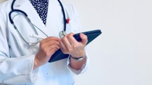 すでに血糖値が高めの方へ。夜勤を続けながらできる「糖尿病」治療との両立術