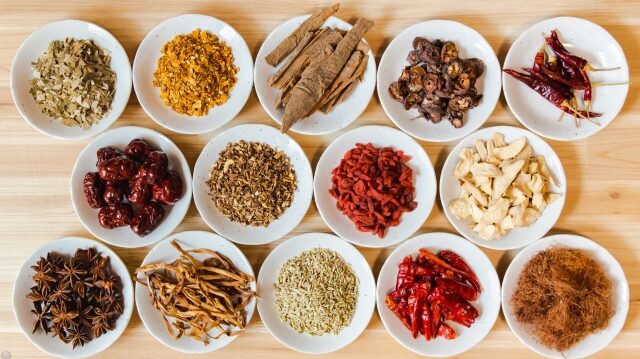 夜勤明けで眠れない方へ。睡眠薬の代わりに漢方で自然な眠りを取り戻す方法