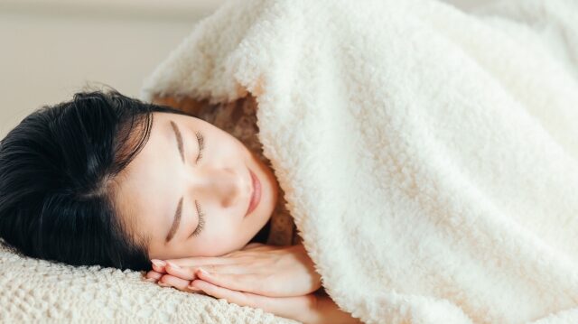 夜勤者でも睡眠の効果を高める方法｜質の良い眠りを作るコツ