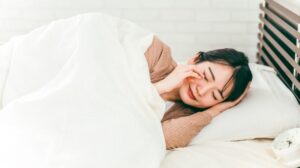 夜勤でお悩みの方必見！「睡眠リズム障害」の原因と今すぐ始める改善策
